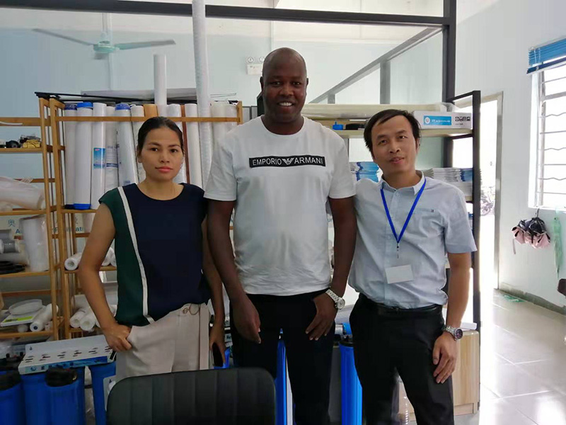 news-Ocpuritech-Kenya customer visit Ocpuritech, to choose water purification equipment for their wa