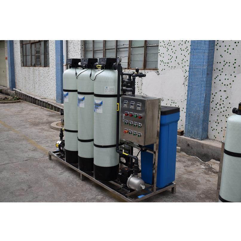product-2000L Small Water Treatment Equipment RO Reverse Osmosis Filtration System Drinking Water Tr-1